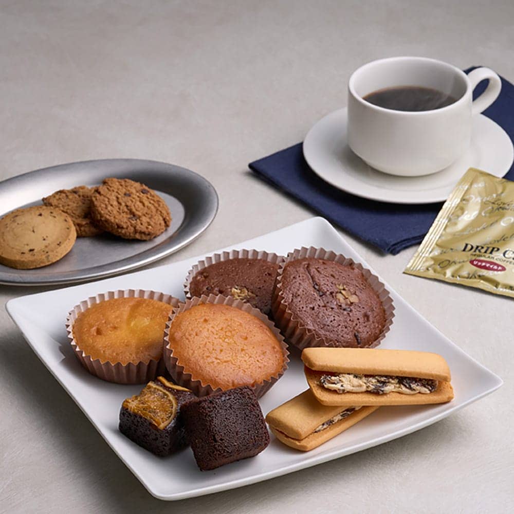◆ホテルオークラスイーツ&コーヒーギフトセット 17個×1箱 ◇【直送品】 返品・キャンセル・他商品と同時購入は不可