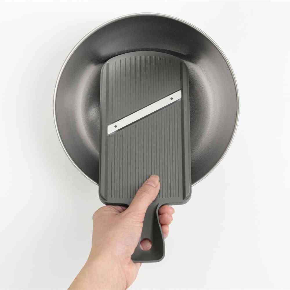 貝印 KK コンパクト調理器セット（両刃スライサー、千切、おろし、指ガード）DH8041 - Image 4