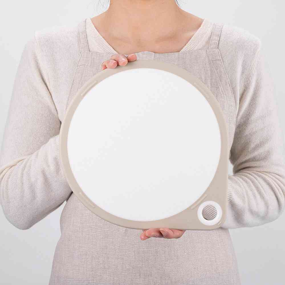 貝印 まるいまな板 25cm ホワイト AP5327 - Image 4
