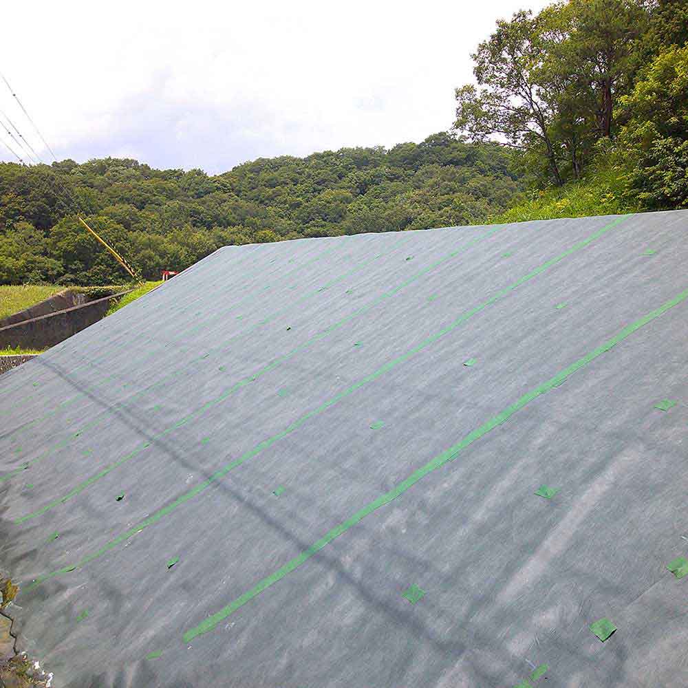 高密度不織布防草シート 無緑 1X50M 【直送品】 返品・キャンセル・他商品と同時購入は不可 - Image 3